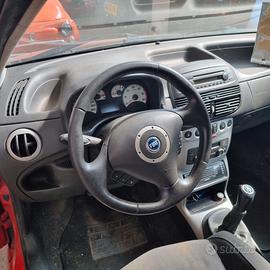 FIAT Punto 3ª serie - 2004