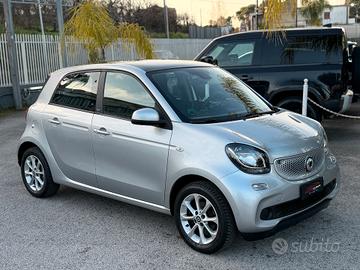Smart ForFour 70 1.0 twinamic Passion 2019 NAVI