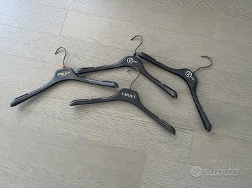 Grucce appendini per abiti