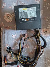 Alimentatore Corsair VS650