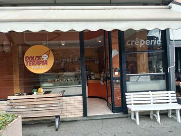 Gelateria/creperia