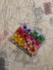 fermagli a forma di fiore