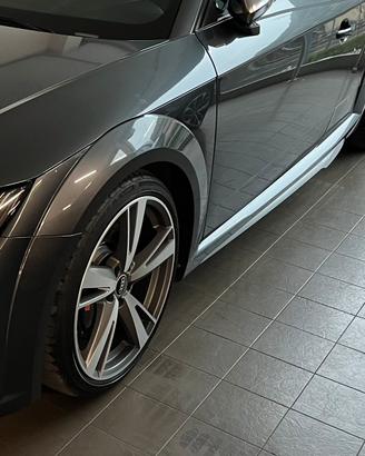 Cerchi originali AUDI TTS 19 pollici + Pirelli