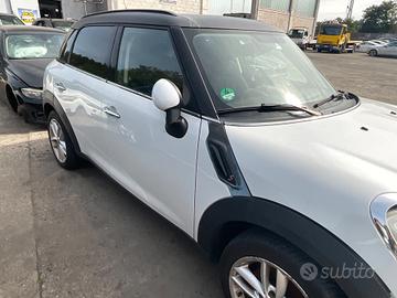 FIANCATA DX COMPLETA MINI COUNTRYMAN 2018