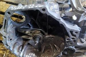 Acambio honda fr-v d17a2