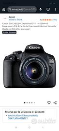  fotocamera digitale Canon EOS 2000d