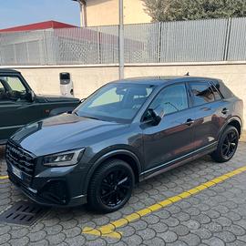 Audi Q2 35 TFSI S-tronic Identity Black 150cv