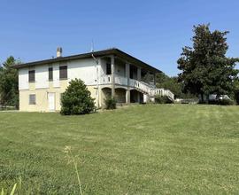 Rif.2460RV91745| villa cadeo