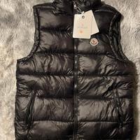 smanicato Moncler 