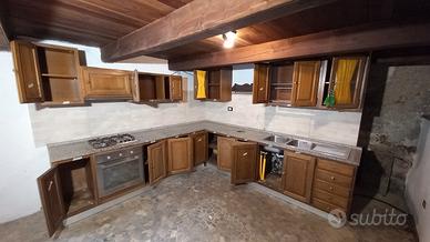 Cucina in rovere massello 