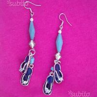 Orecchini ciabatte infradito blu ciondoli pendenti