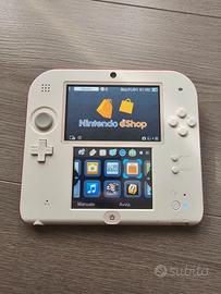 Nintendo 2DS + gioco FIFA