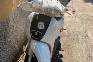 Scooter scarabeo 50 2T