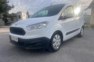 Ford Tourneo Courier 1.5 TDCI 75 CV VAN