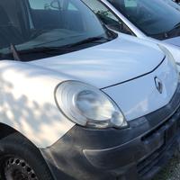 Renault Kangoo 1.5 Diesel Anno 2013 Per Ricambi