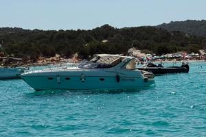 Mira 37 (2008) 2 cabine 2 bagni - Volvo 2x260 D4