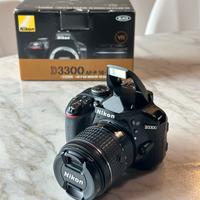 Set Nikon D3300 entry level + accessori