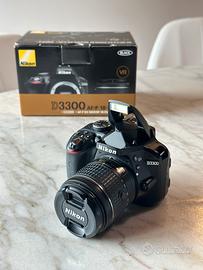 Set Nikon D3300 entry level + accessori