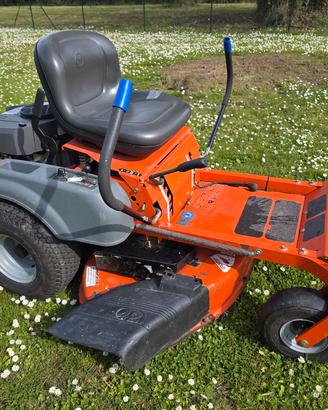 trattorino tagliaerba husqvarna raggio zero 
