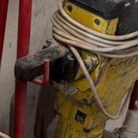 2 Martelli Demolitori Bosch Professionali con Carr
