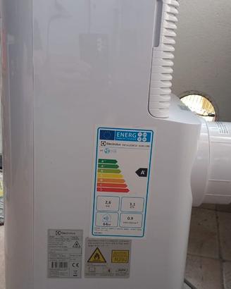 CLIMATIZZATORE PORTATILE ELECTROLUX EXP26U538CW