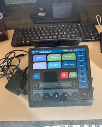 Tc Helicon Voice Live touch