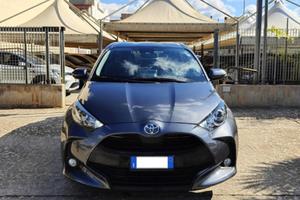 TOYOTA Yaris 1.0 Business