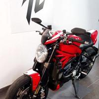 Ducati Monster 1200 R