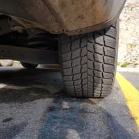 Cerchi mak da 18 completi di gomme da neve