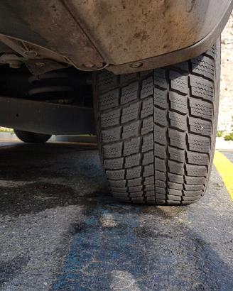 Cerchi mak da 18 completi di gomme da neve