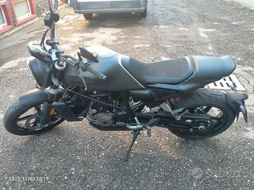 Husqvarna Svartpilen 701 - 2019