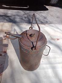 Recipiente rabboccatore/riempitore per lampade.