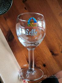 Bicchieri birra Leffe 