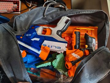 Giocattoli Hotwheels e Nerf
