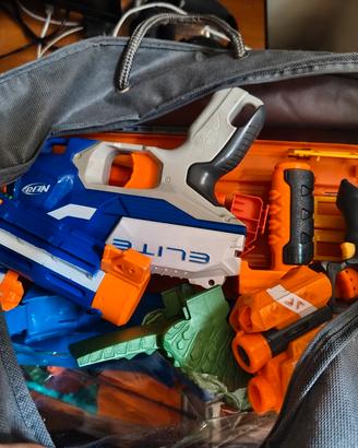 Giocattoli Hotwheels e Nerf