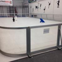 pista di pattinaggio su ghiaccio sintetico