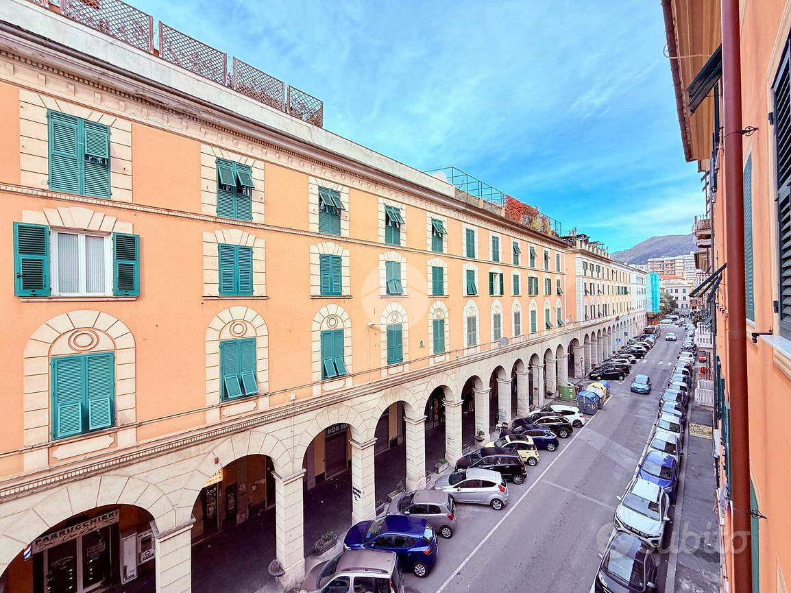 6 LOCALI A GENOVA