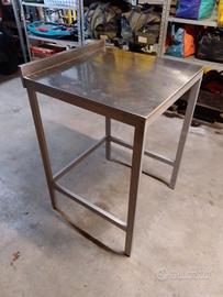 Tavolo lavoro cucina