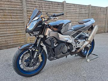 Aprilia Tuono 1000R 2006 valuto permuta