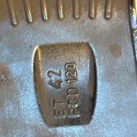 cerchi con gomme seminuove termiche 250 euro