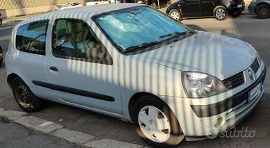 Renault Clio 1.4 Diesel  Anno 2004