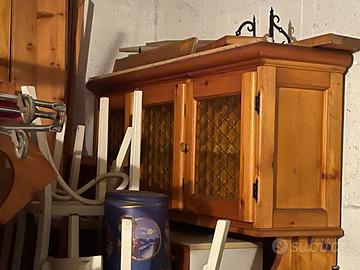 Credenza Tirolese