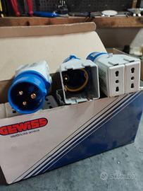 ADATTATORE DA INDUSTRIALE A CIVILE GEWISS GW-64211