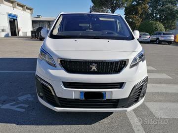 Peugeot traveller 2.0 - 6 posti - allestimento vip