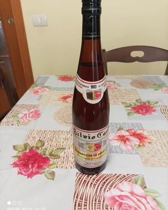 bottiglia di Vernaccia Silvio Carta  annata 1983