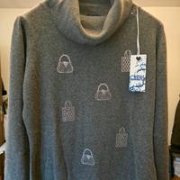 maglione nuovo con etichetta 