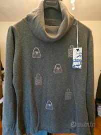 maglione nuovo con etichetta 