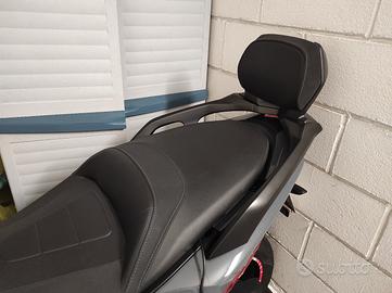 Scooter T. Max 