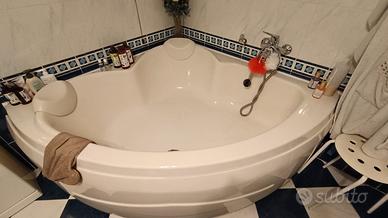 vasca da bagno angolare 