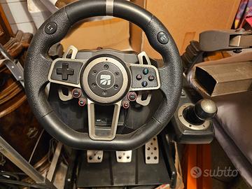 simulatore con volante pedaliera racing wheel Suzu